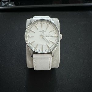 Nixon Sentry Leather White A105-1391